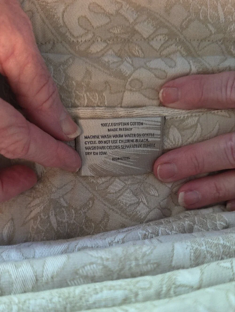 Full/Queen Tommy Bahama Jaquard Coverlet
